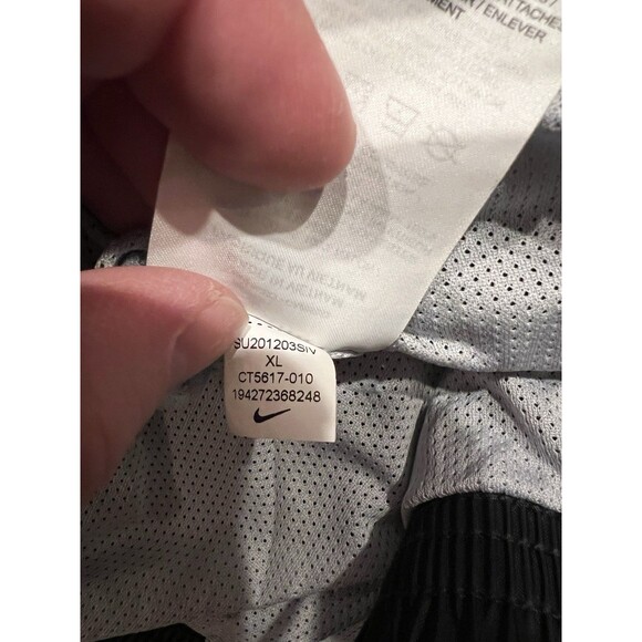 Nike Shorts Mens XL Black Grey Windrunner Polyamide Performance CT5617-010 - Picture 5 of 7